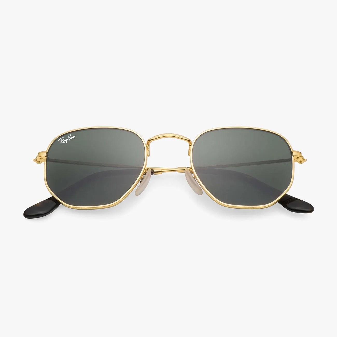 Staff-Picks-Tucker-Bowe-gear-patrol-rayban