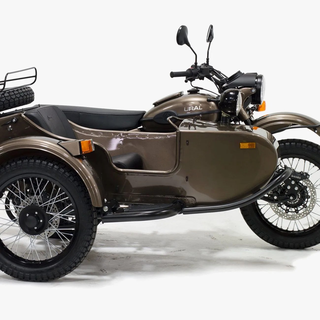 Tanner-Bowden-Staff-Picks-Gear-Patrol-URAL