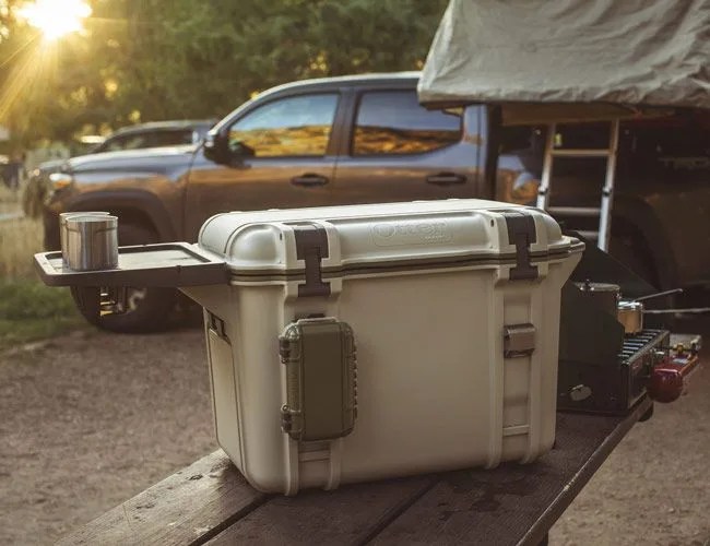 The-Best-Coolers-for-Summer-gear-patrol-full-featured.jpg