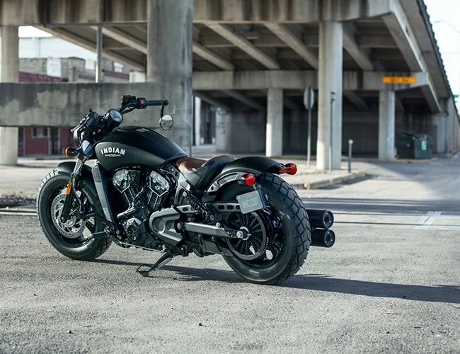 minimalist-essentials-gear-patrol-indian