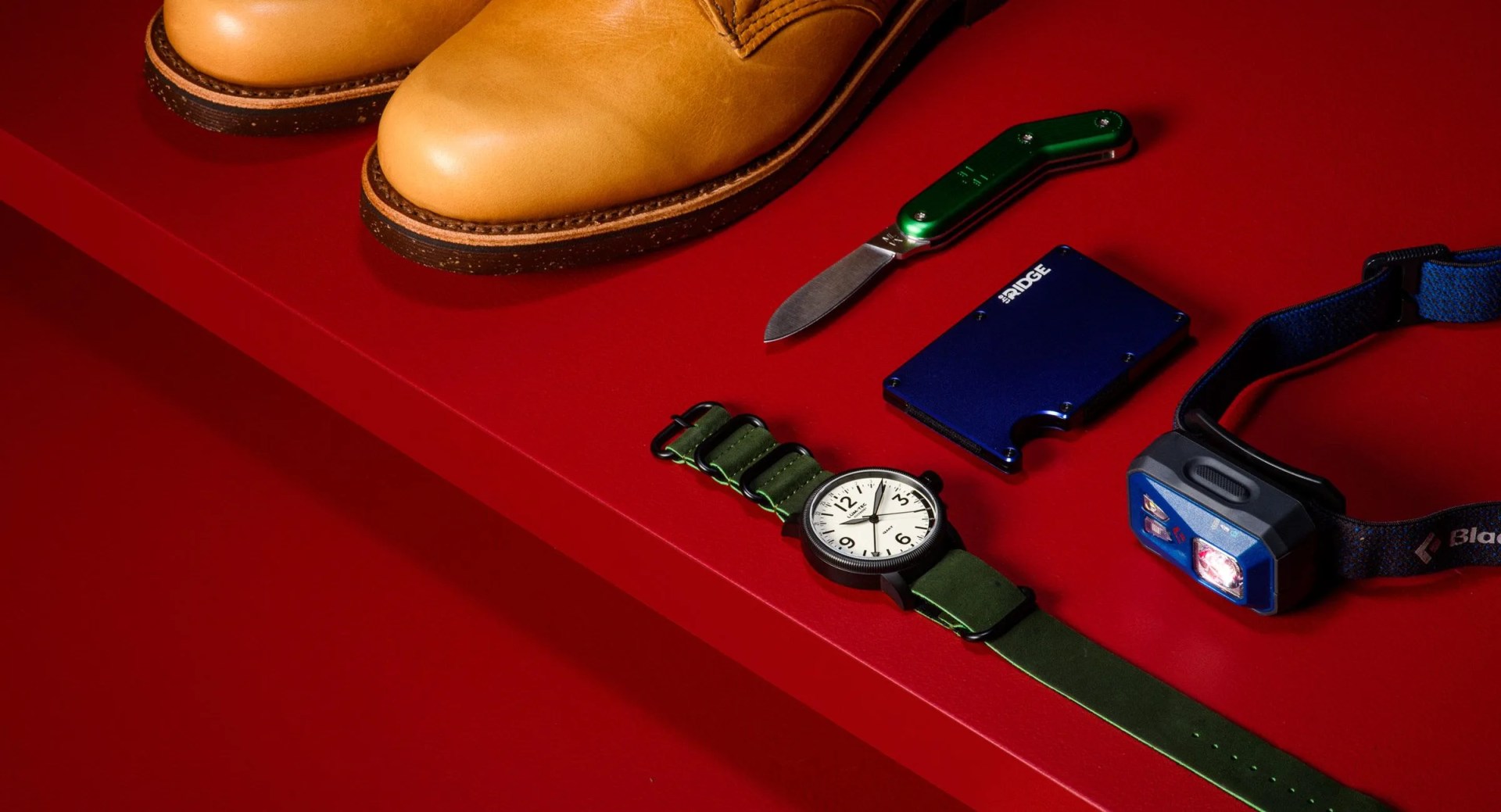 25-Perfect-Gifts-for-the-Adventurer-gear-patrol-Lead-Full