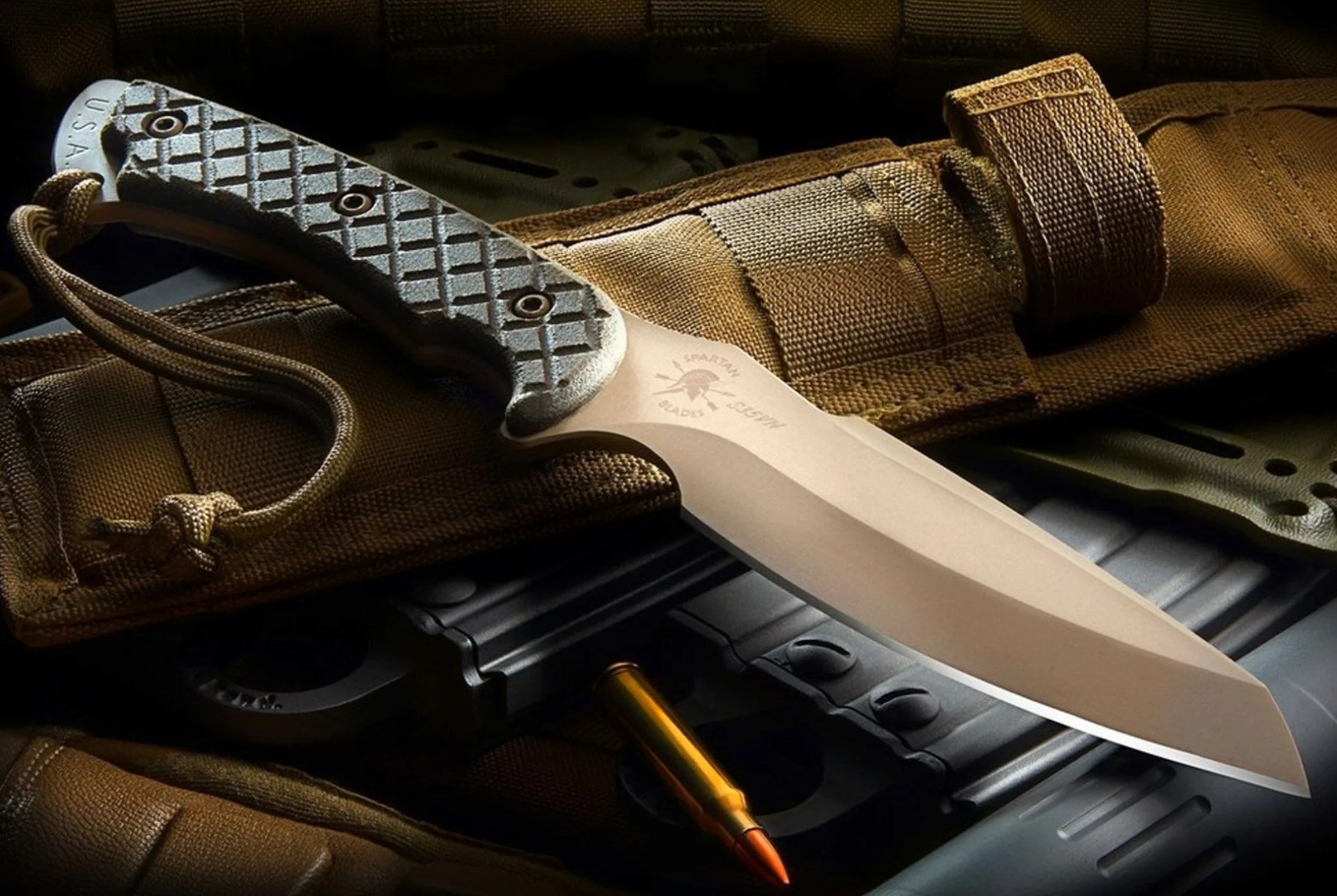 Best-Knives-of-the-Year-gear-patrol-Hybris-full-lead