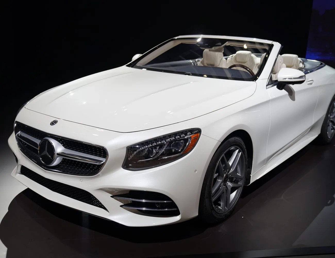 LA-Auto-Show-Gear-Patrol-MercedsS560Cabrio