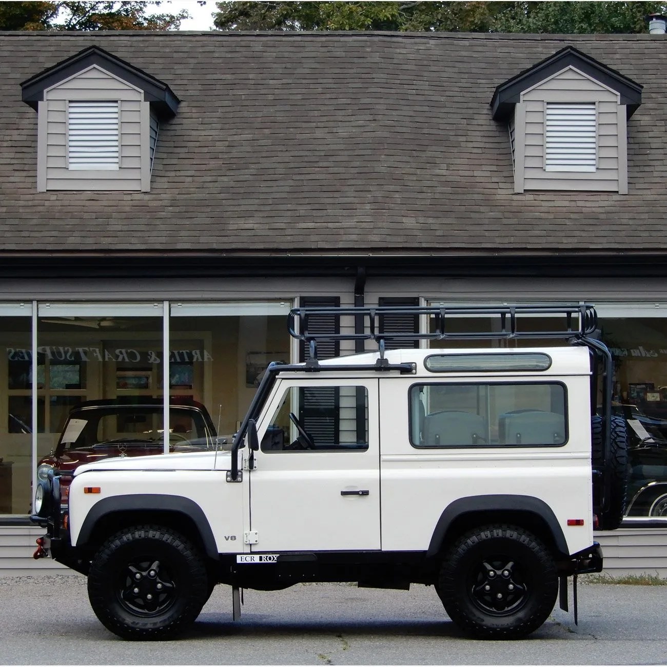 Staff-Picks-Eric-Yang-Landrover