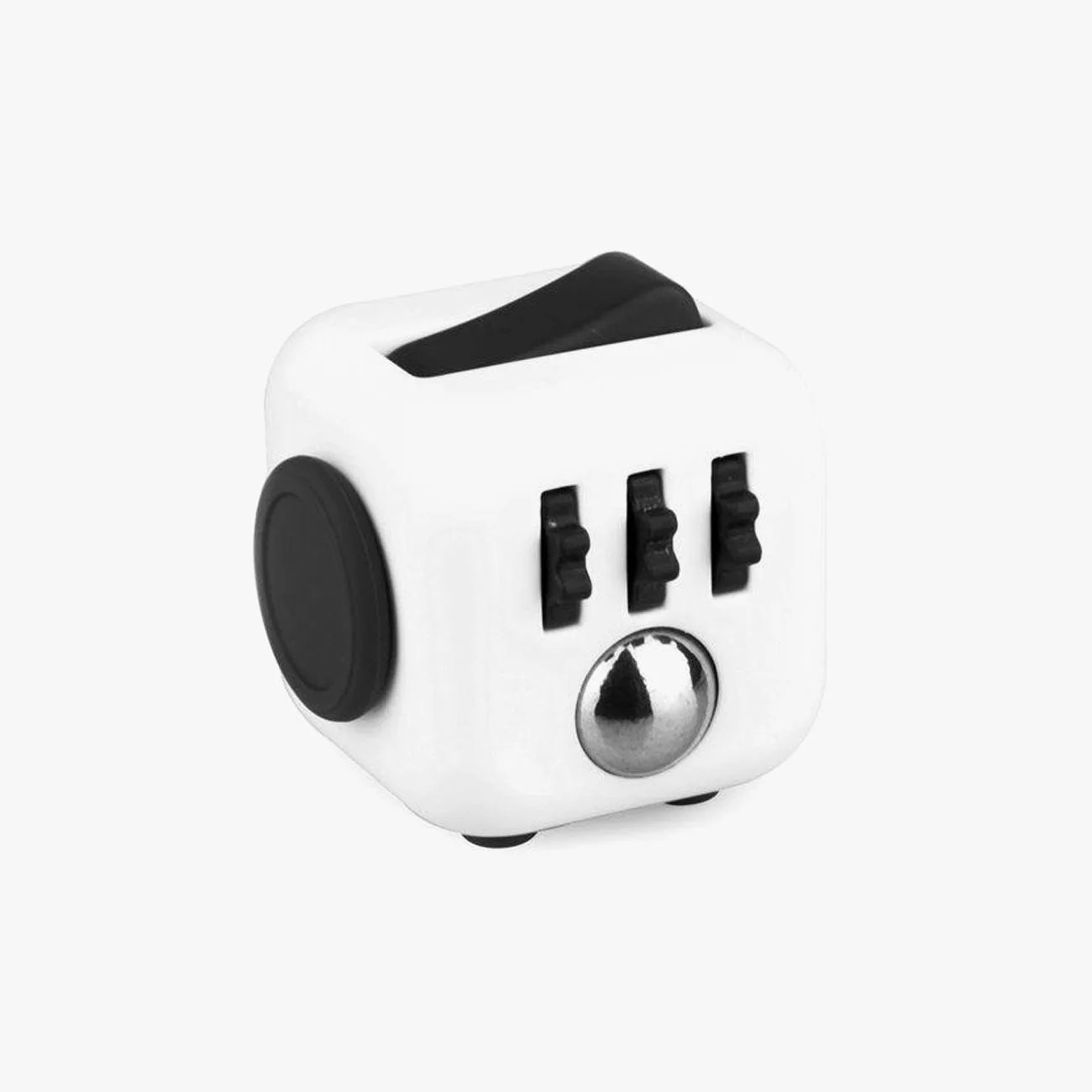Staff-Picks-Nick-Milanes-gear-patrol-fidget-Cube
