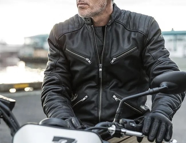 fall-moto-kit-gear-patrol-feature