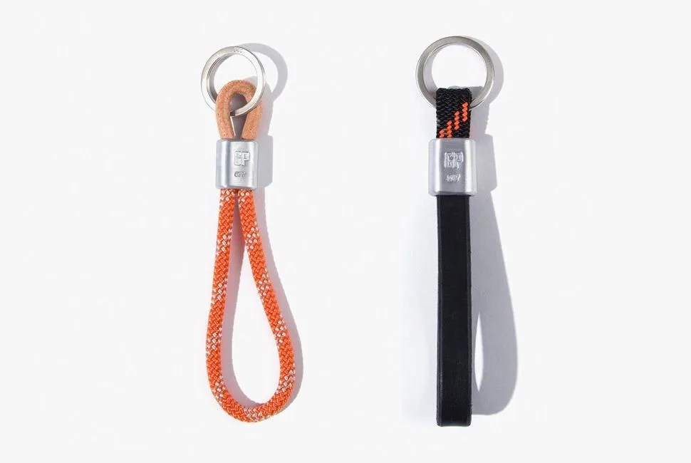 gp-store-sale-gear-patrol-keychains
