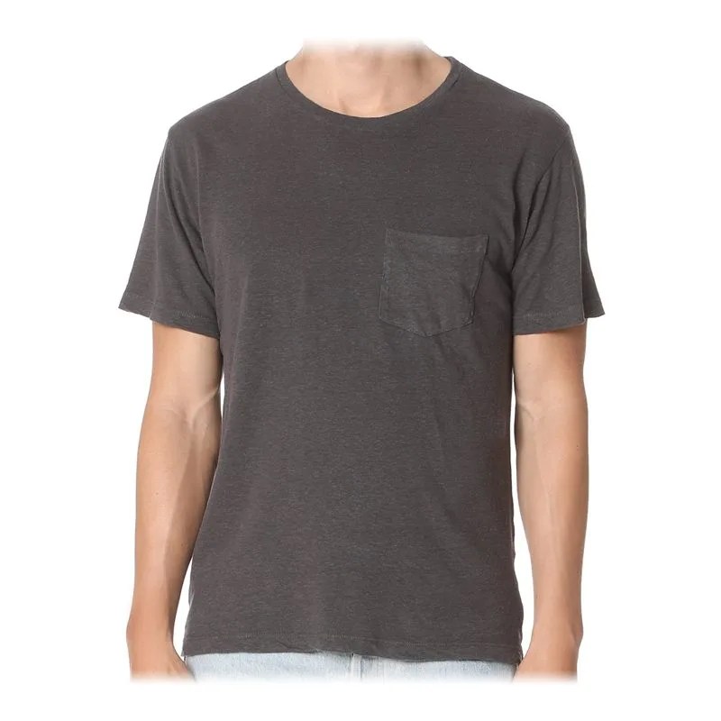 gray-t-shirts-gear-patrol-mollus