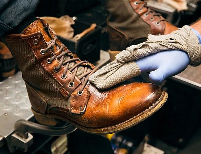 shoe shining