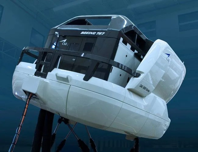 Boeing-Sim-Gear-Patrol-Lead-Featured