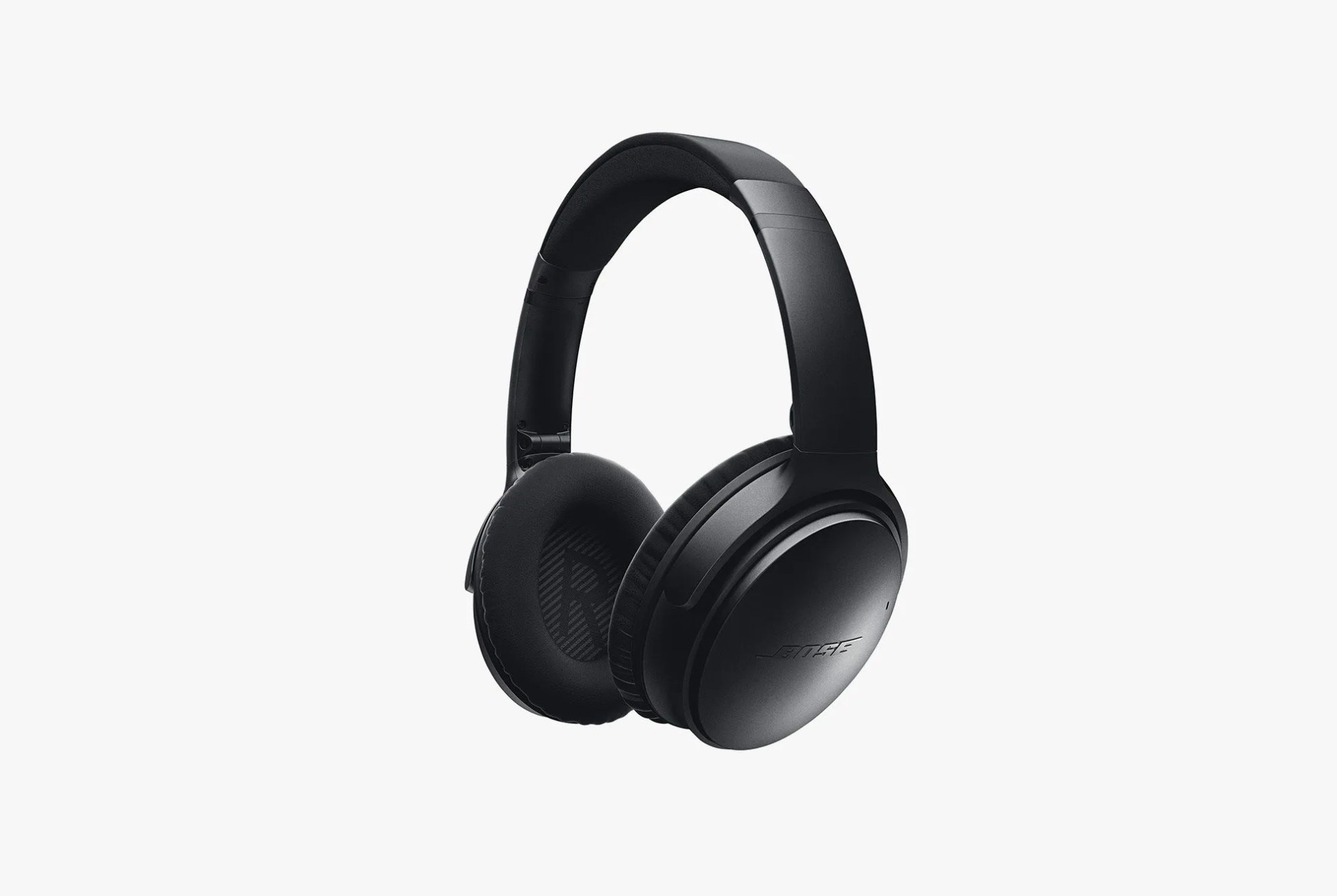 Bose-Quiet-Comfort-35-gear-patrol-1