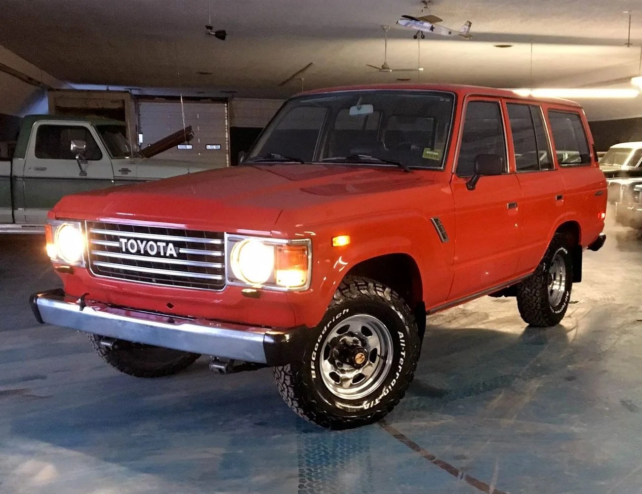 Found-5-Overlanders-For-Hauling-Gifts-gear-patrol-Toyota-Land-Cruiser-FJ60
