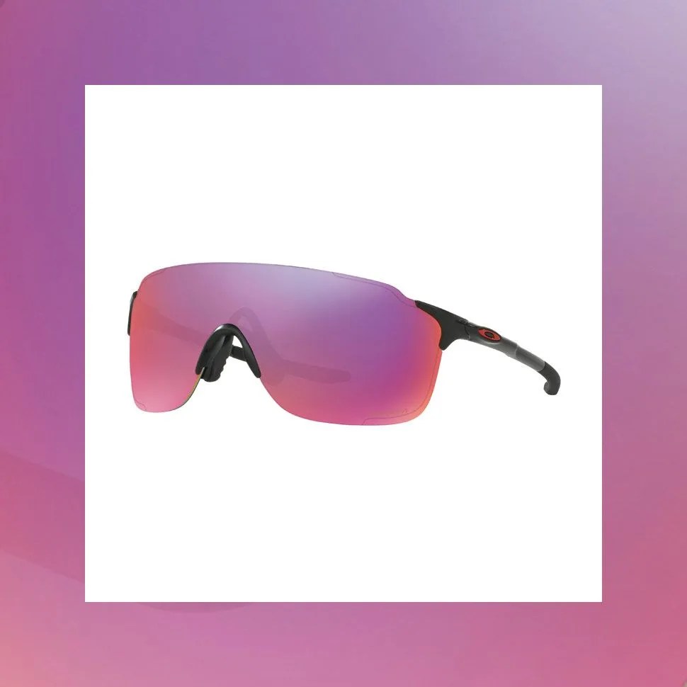 Gear-of-the-Year-Sports-and-Fitness-gear-patrol-Oakley-EVZero-Stride-Prizm