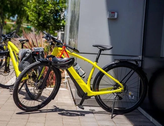 Specialized-Turbo-Vado-Gear-Patrol-Lead-Featured