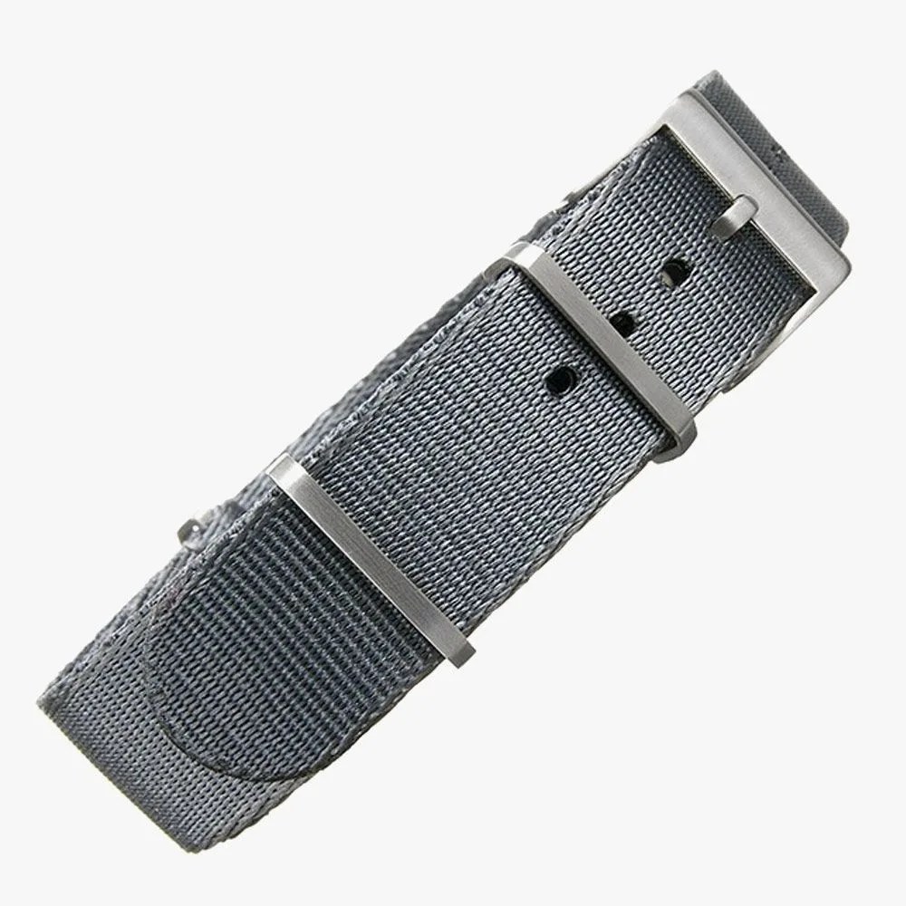 The-15-Best-Gifts-Under-$50-for-the-Dapper-Man-gear-patrol-Crown-and-buckle-nato