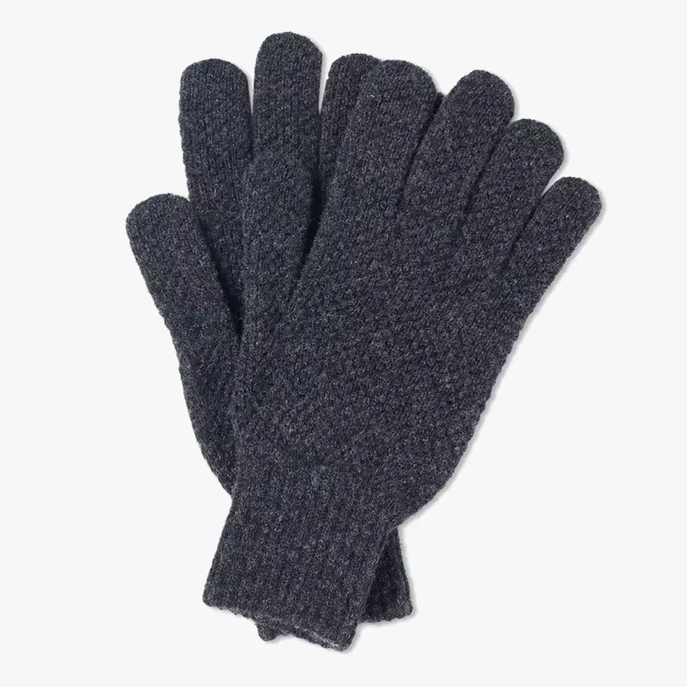 The-15-Best-Gifts-Under-$50-for-the-Dapper-Man-gear-patrol-Herbie-Gloves