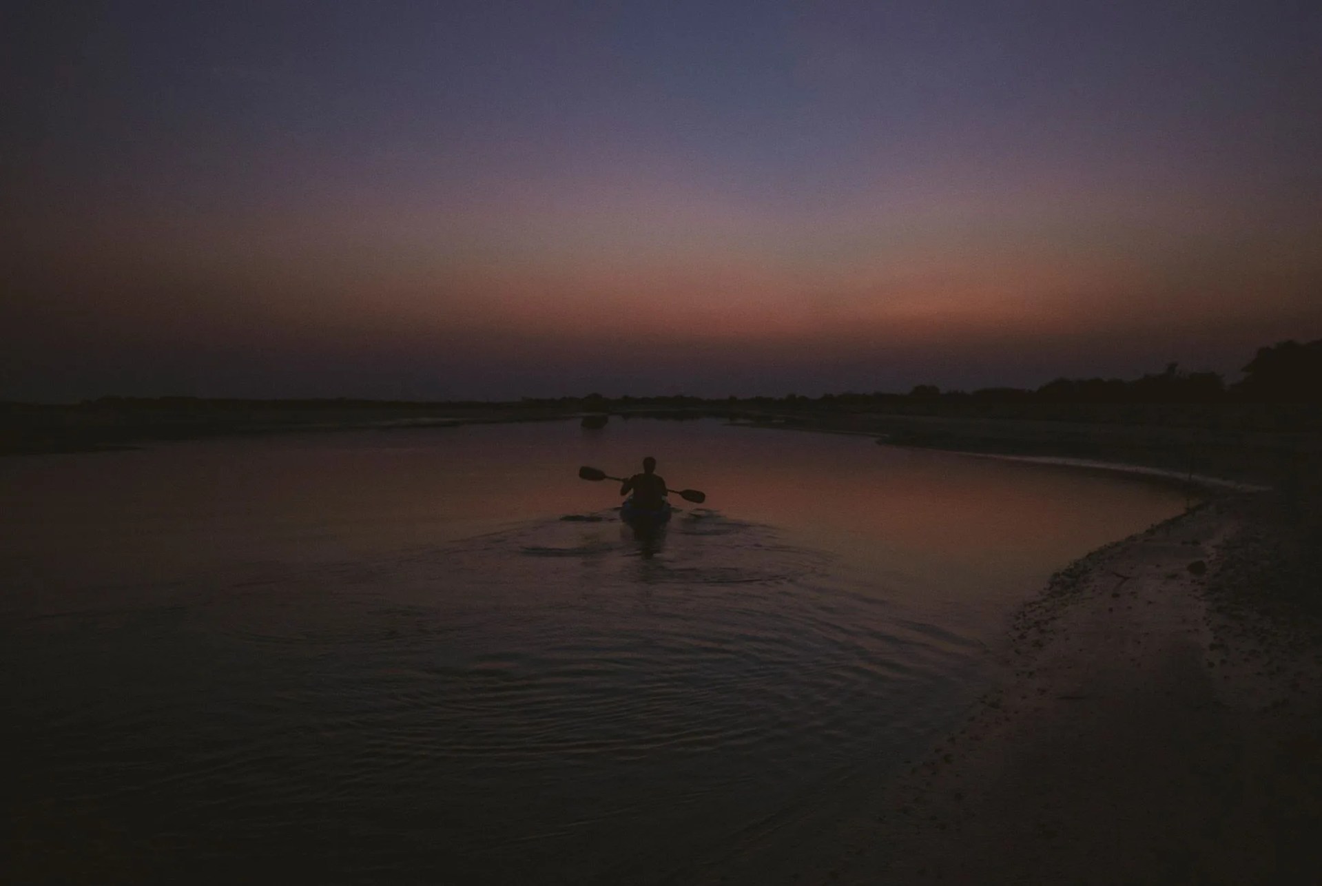 gear-patrol-canon-strohl-canoe