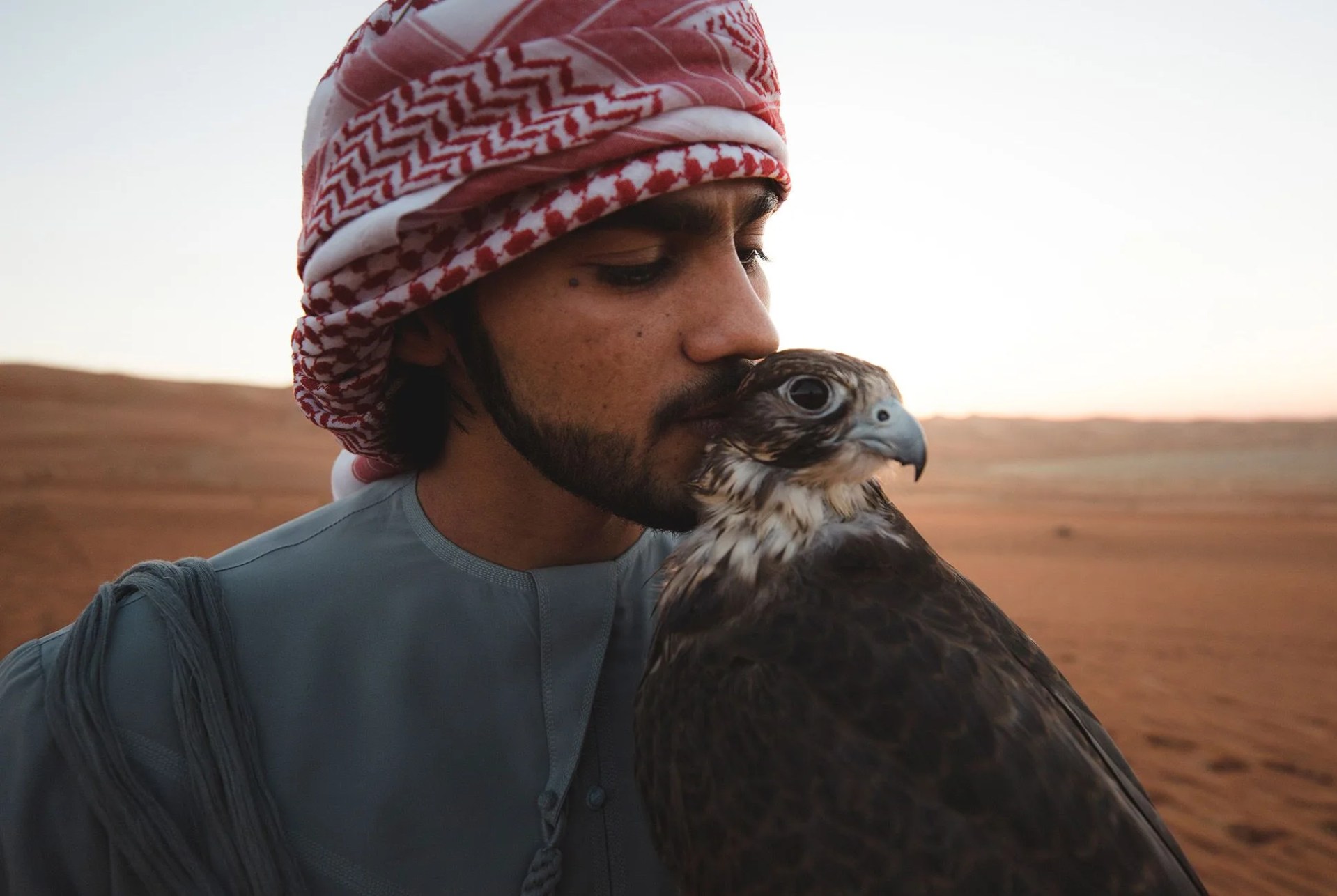 gear-patrol-canon-strohl-desert-3