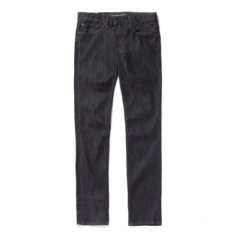levi-outerknown-gear-patrol-511