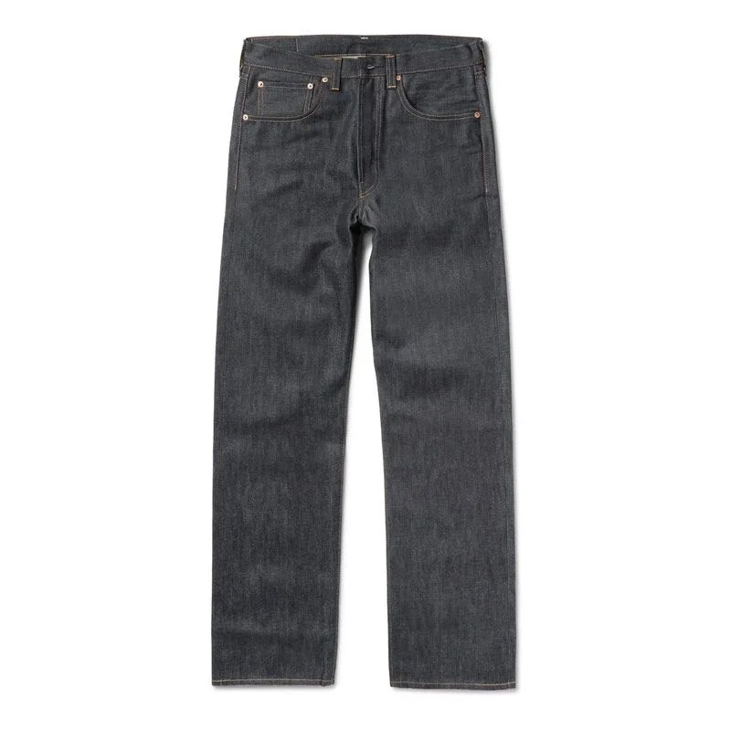 menswear-staples-gear-patrol-levi