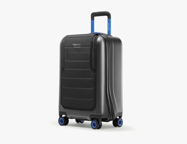 tech-tested-gear-patrol-bluesmart