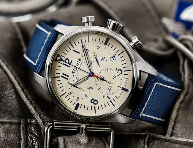 Alpina-Startimer-Pilot-Quartz-Chrono-gear-patrol-lead-feature