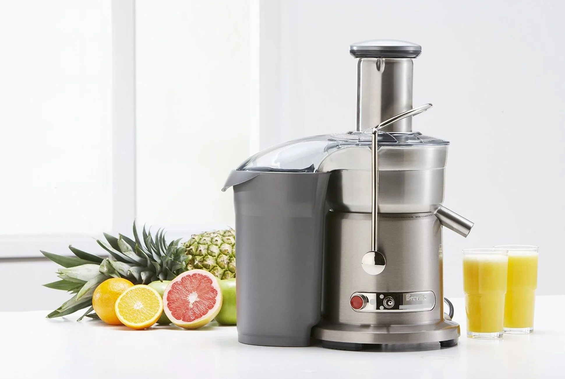 DON-gear-patrol-Breville-800JEXL-full-lead