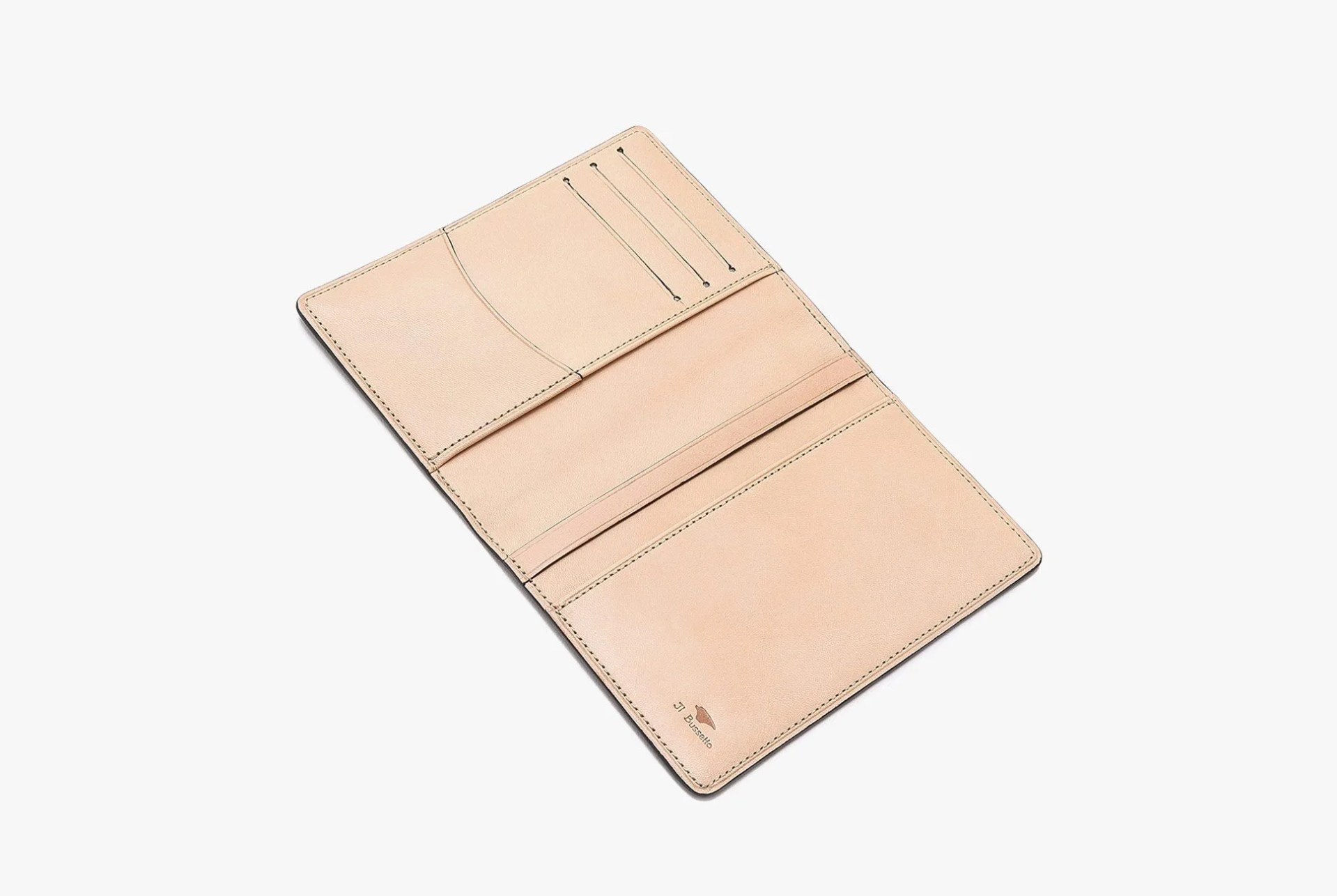DON-gear-patrol-Bussetto-Passport-Holder