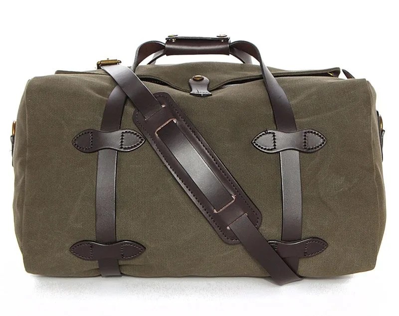 Filson-Bag-Deal-gear-patrol-Filson-Small-Duffel-Bag
