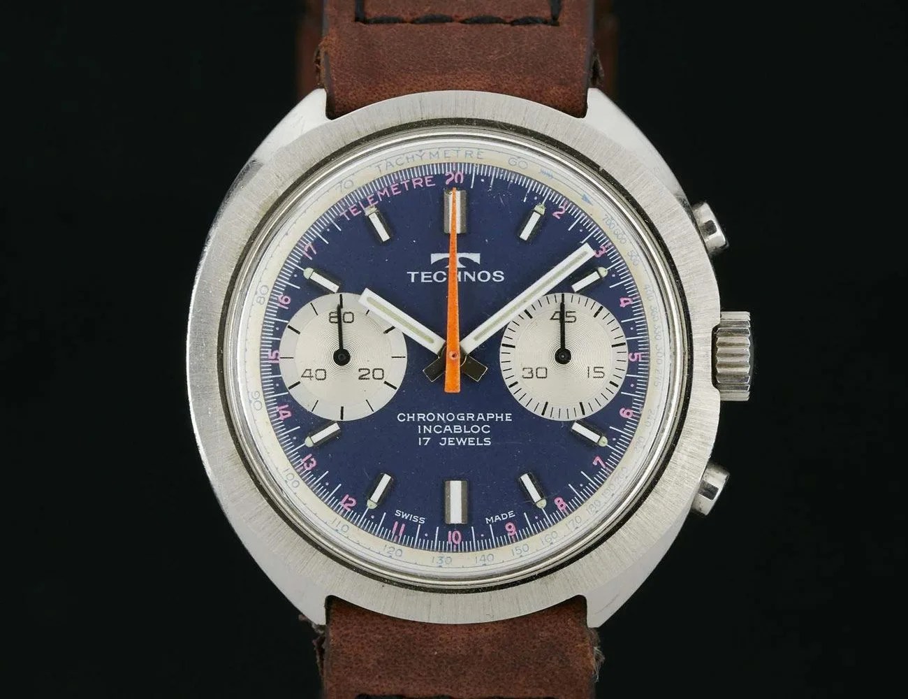 Found-3-Affordable-Classic-Chronographs-gear-patrol-Technos-Chronographe