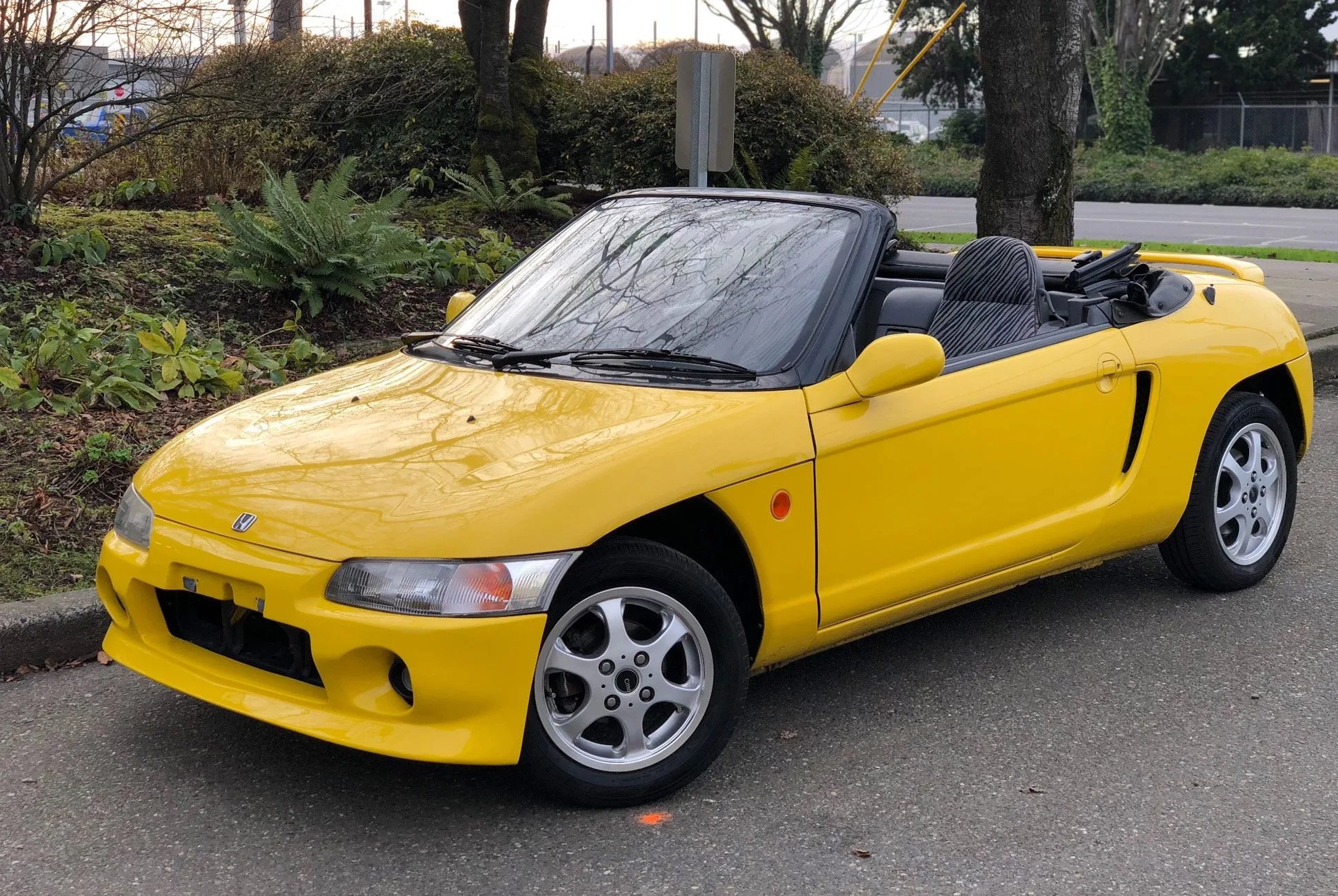 Found-4-Legal-Quirky-JDM-Cars-gear-patrol-lead-full