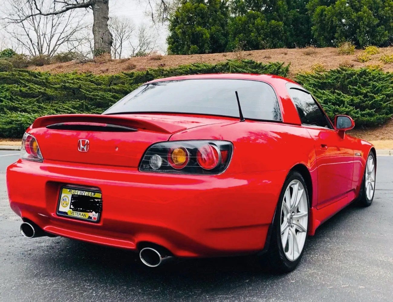 Found-5-Great-Performance-Cars-For-City-gear-patrol-2004-Honda-S2000