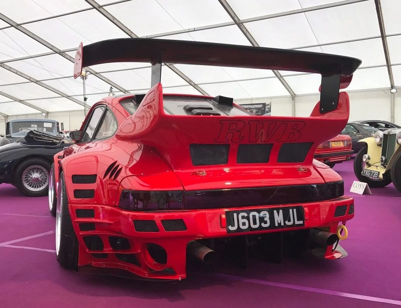 Found-5-Hot-Rod-Porsches-gear-patrol-1992-Porsche-911RS-RWB