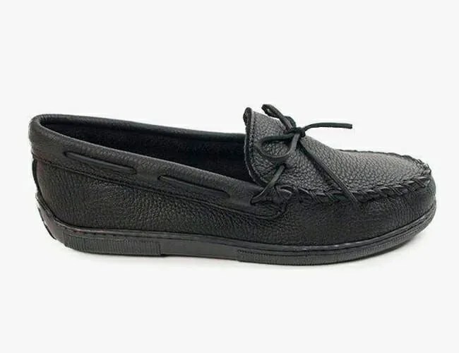 House-Slippers-gear-patrol-feature