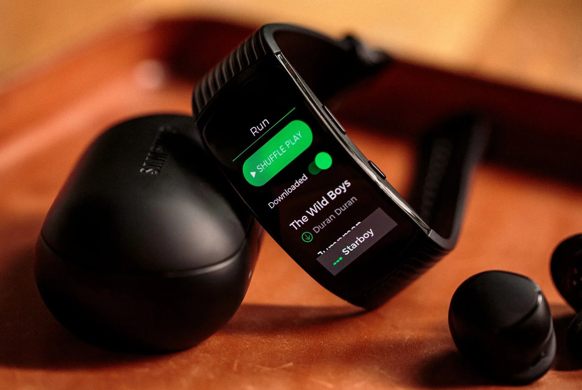 Samsung-Gear-Fit-2-Spotify-gear-patrol-lead-full