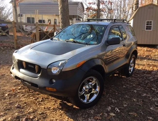 Used-Cars-We-Would-Buy-For-10-K-gear-patrol-2000-Isuzu-VehiCROSS