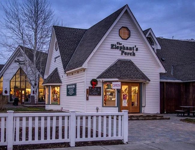 beast-outdoor-shops-elephant’s perch-650