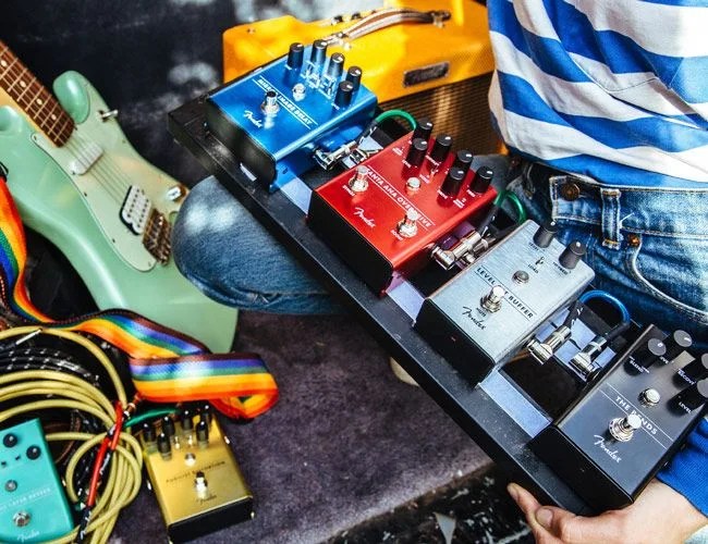 Fender-Pedals-Gear-Patrol-Lead-Featured