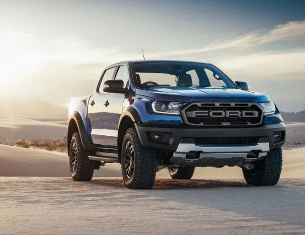 Ford-Raptor-Ranger-gear-patrol-full-featured-e1518111165849.jpg