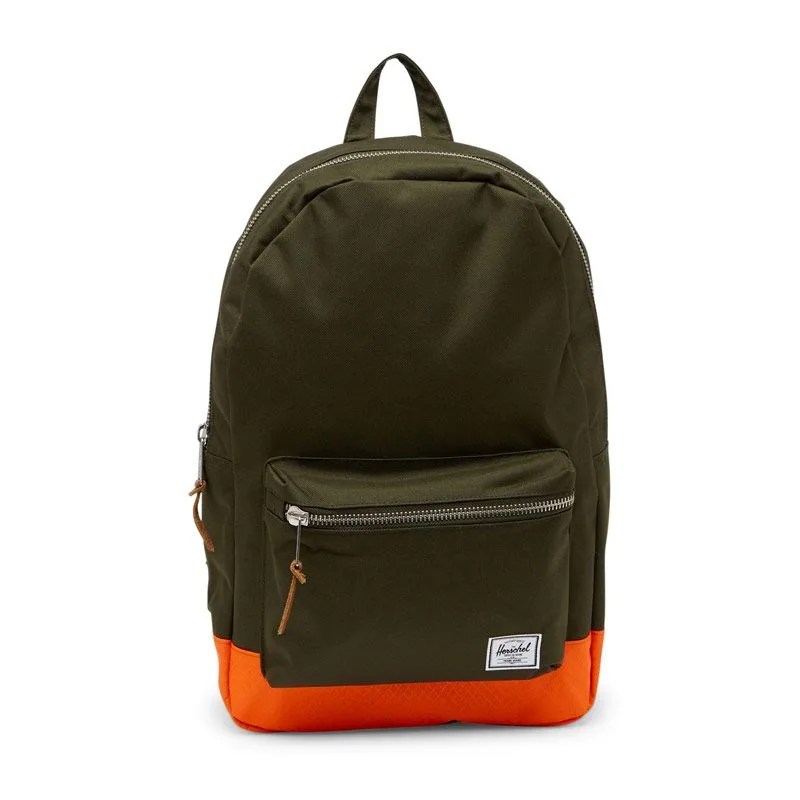 Herschel-Backpacks-gear-patrol-Settlement-Forest-Green