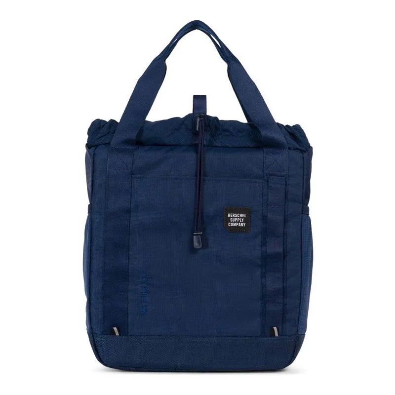 Hershcel-Trail-Packs-gear-patrol-tote
