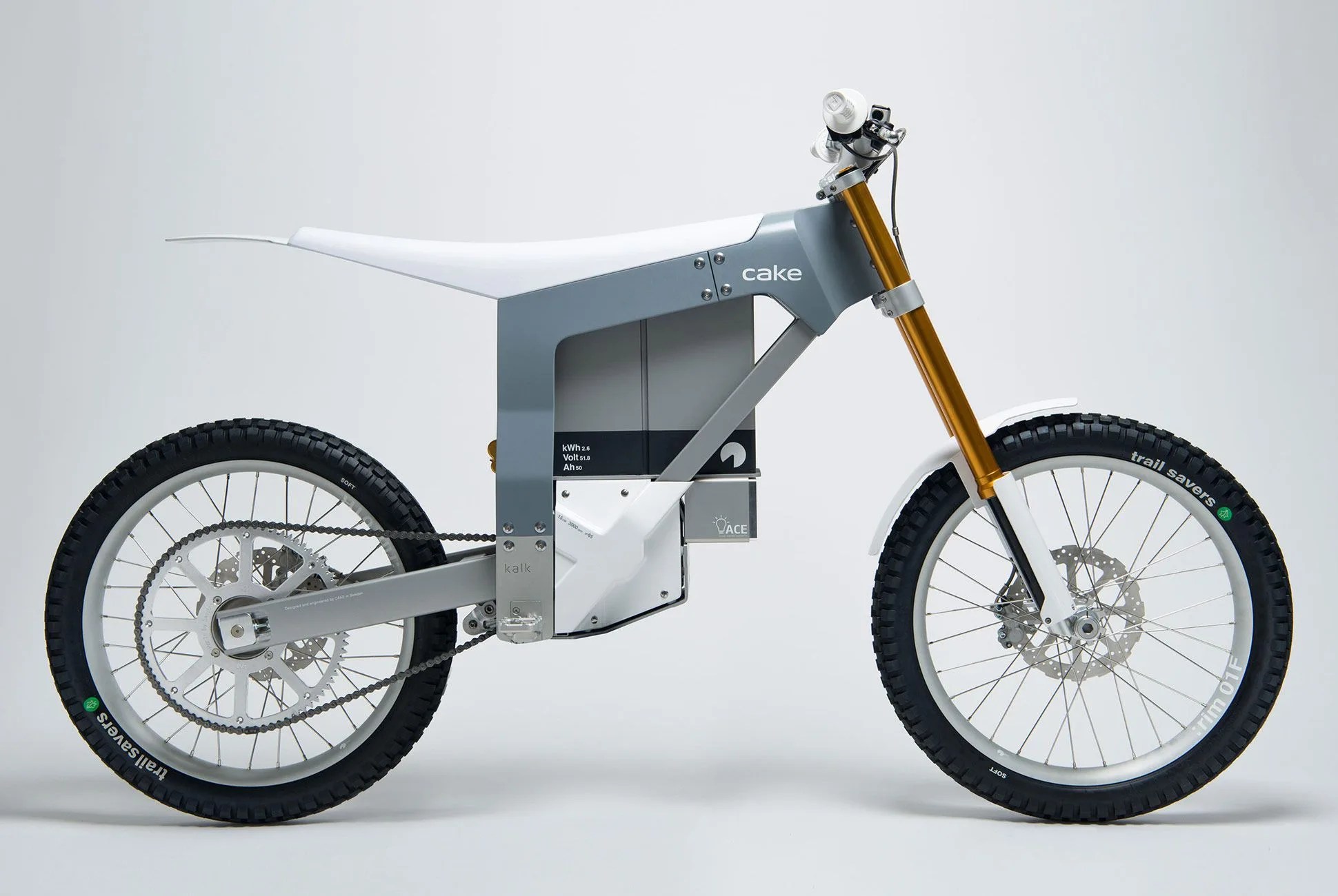Kalk-Bike-gear-patrol-full-lead