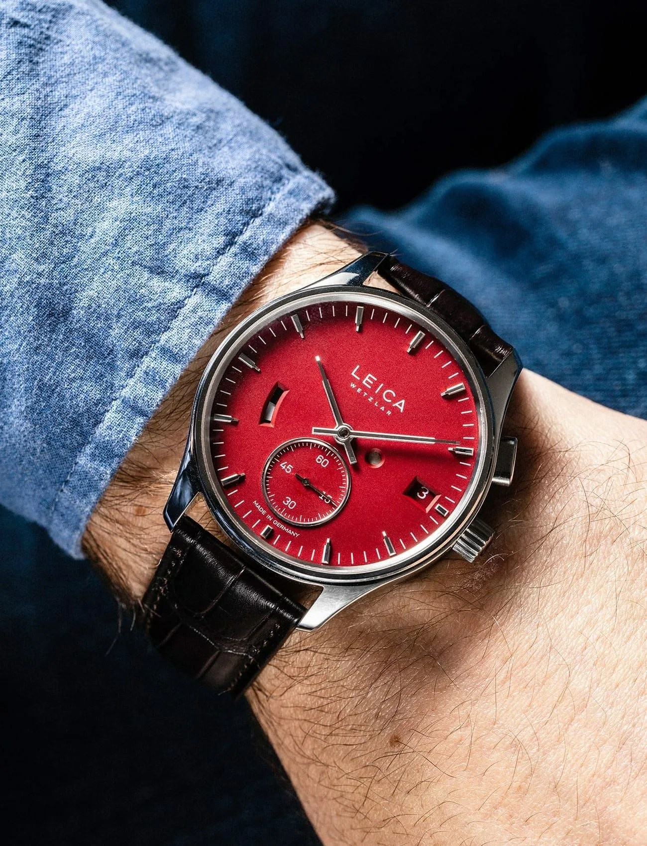 Leica-L1-Red-Dial-Review-gear-patrol-ambiance-3
