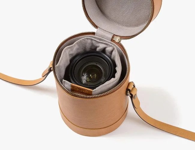 Ona-Campbell-Crossbody-gear-patrol-feature-2