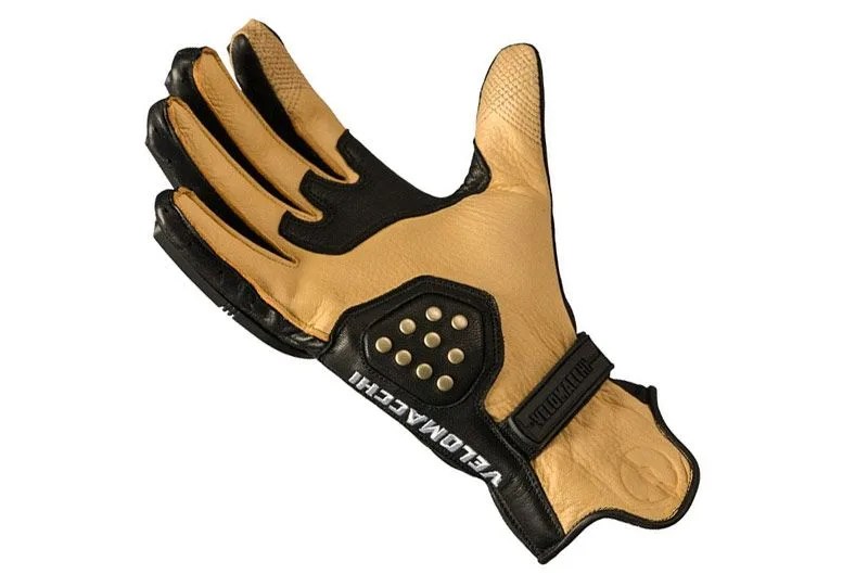 Velomacci-Deal-gear-patrol-Speedway-Gloves
