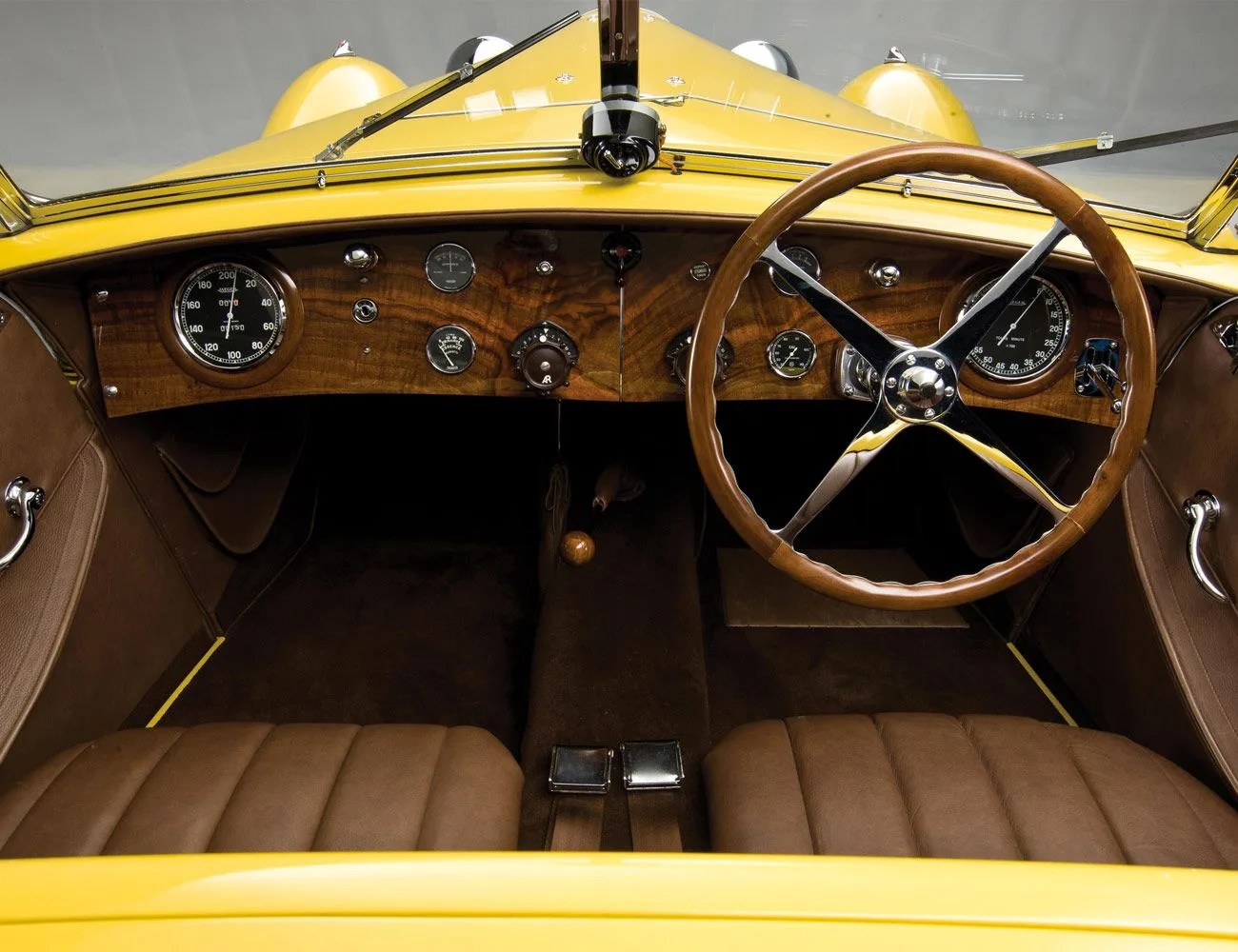 15-of-the-Best-Steering-Wheels-of-All-Time-gear-patrol-1937-Bugatti-Type-57