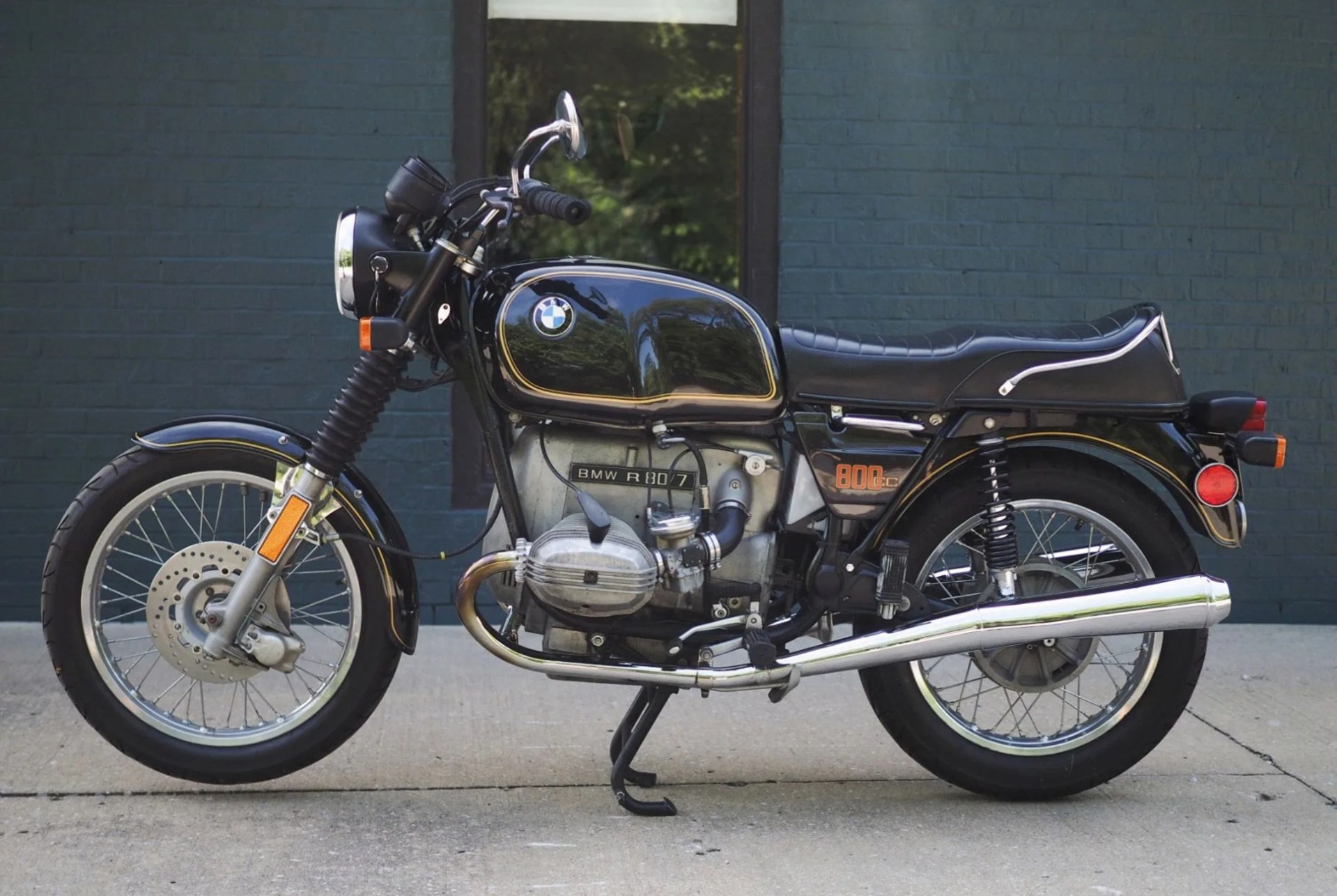 1978-BMW-R807-gear-patrol-full-lead