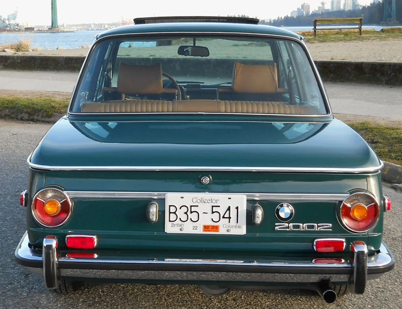 5-Affordable-Vintage-Cars-Perfect-For-City-gear-patrol-1973-BMW-2002