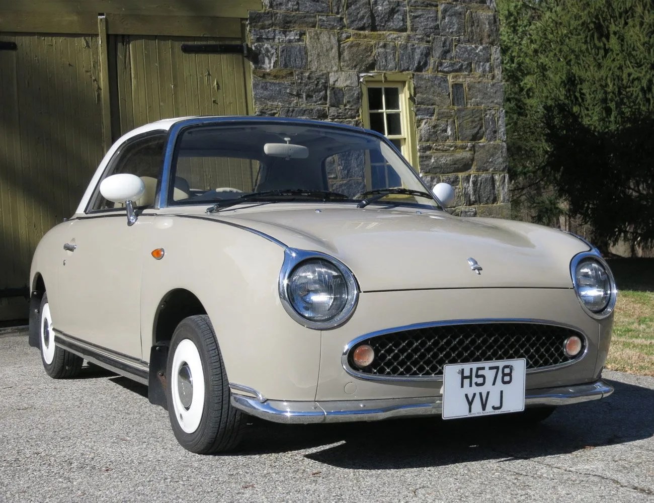5-Affordable-Vintage-Cars-Perfect-For-City-gear-patrol-1991-Nissan-Figaro