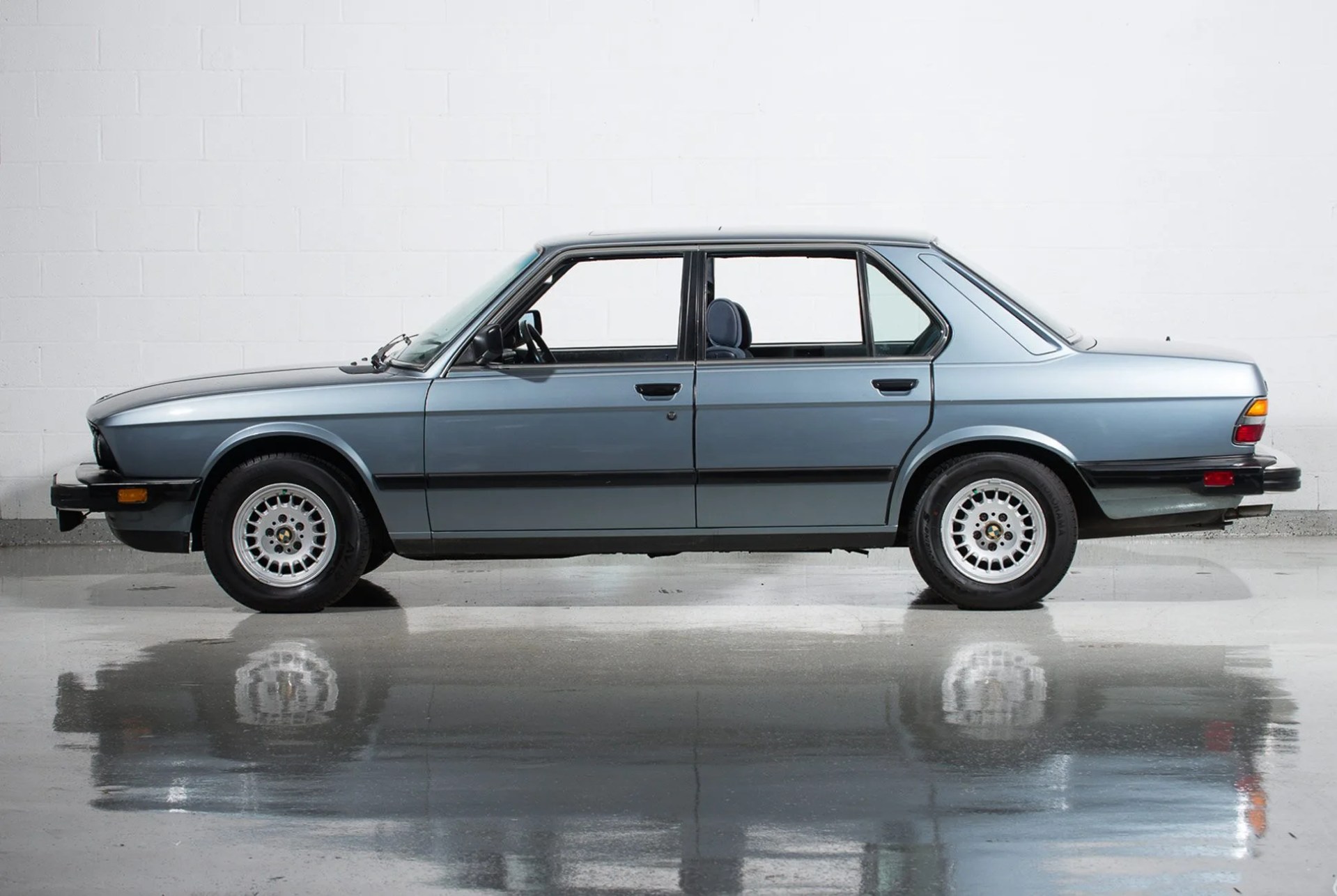5-Affordable-Vintage-Cars-Perfect-For-City-gear-patrol-lead-full